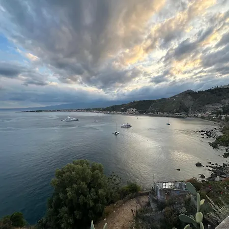 Naxos Horizon Fronte Mare Apartment *
